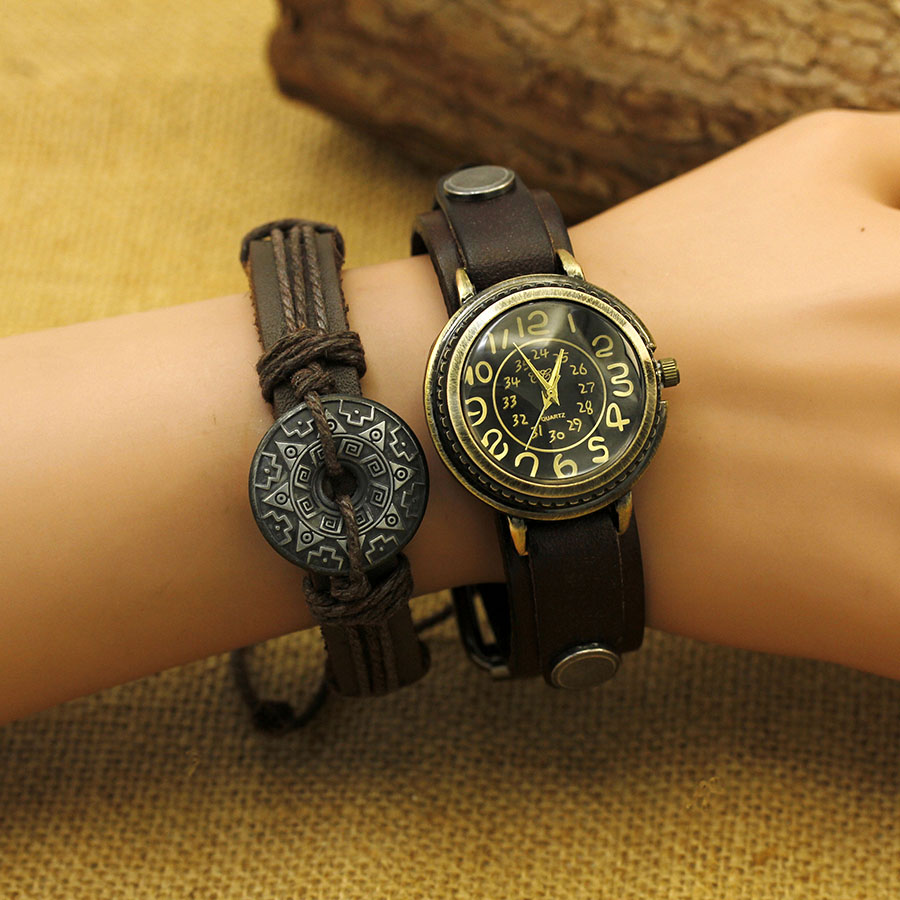 Vintage Digital Watch - Montre vintage en cuir cirhide pour