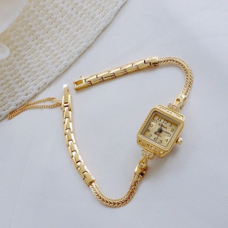 Montre carrée vintage pour fem - Vintage Digital Watch avis et prix