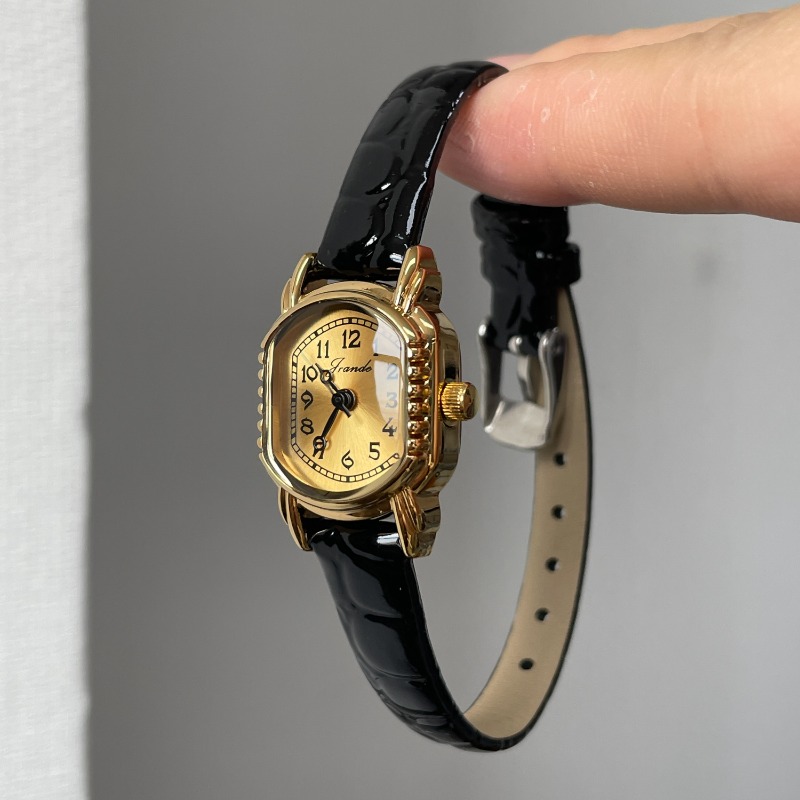 Montre à Quartz ovale Vintage  - Vintage Digital Watch avis et prix